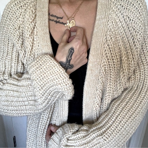 Chunky Knit Beige Long Sleeve Cardigan - Picture 7 of 16